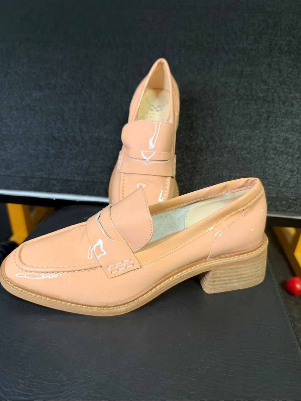 Vince Camuto Blush Nude Patent Penny Loafers Women’s Size 7M Like New